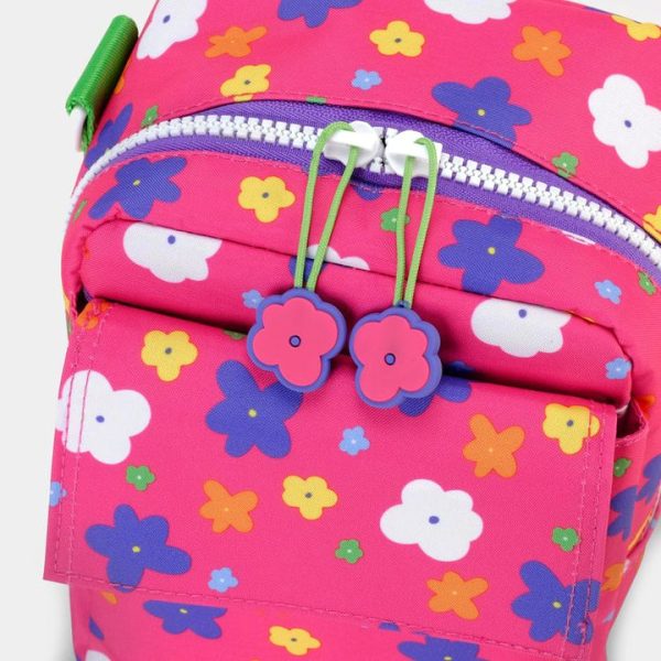 barbie-world-of-barbie-throwback-barbie-600-instant-camera-bag-1146600196_720x-2 barbie-world-of-barbie-throwback-barbie-600-instant-camera-bag-1146600196_720x-2