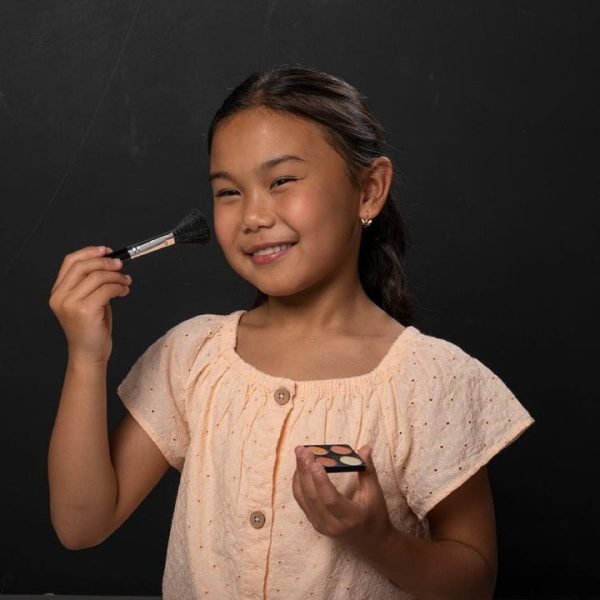 fao-schwarz-fashion-activity-and-roleplay-25-piece-stunning-style-makeup-vanity-set-32262761873495_720x-5 fao-schwarz-fashion-activity-and-roleplay-25-piece-stunning-style-makeup-vanity-set-32262761873495_720x-5