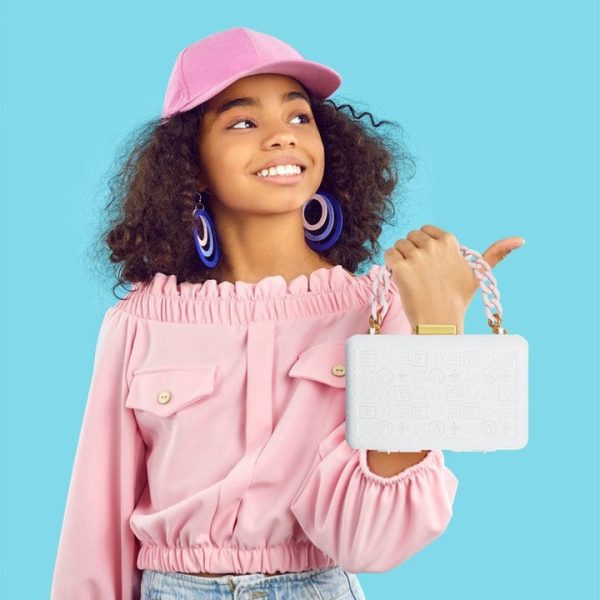 fao-schwarz-fashion-activity-and-roleplay-glitz-glam-portable-vanity-makeup-case-32345970770007_720x fao-schwarz-fashion-activity-and-roleplay-glitz-glam-portable-vanity-makeup-case-32345970770007_720x