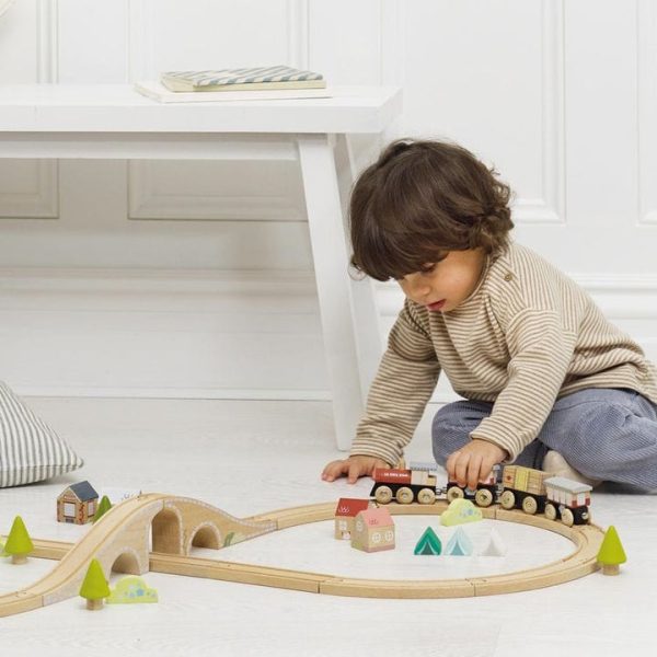 le-toy-van-preschool-figure-8-wooden-train-set-40-pieces-31480133746775_720x-2 le-toy-van-preschool-figure-8-wooden-train-set-40-pieces-31480133746775_720x-2