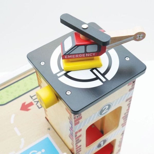 le-toy-van-preschool-fire-rescue-wooden-garage-31480125456471_720x-7 le-toy-van-preschool-fire-rescue-wooden-garage-31480125456471_720x-7