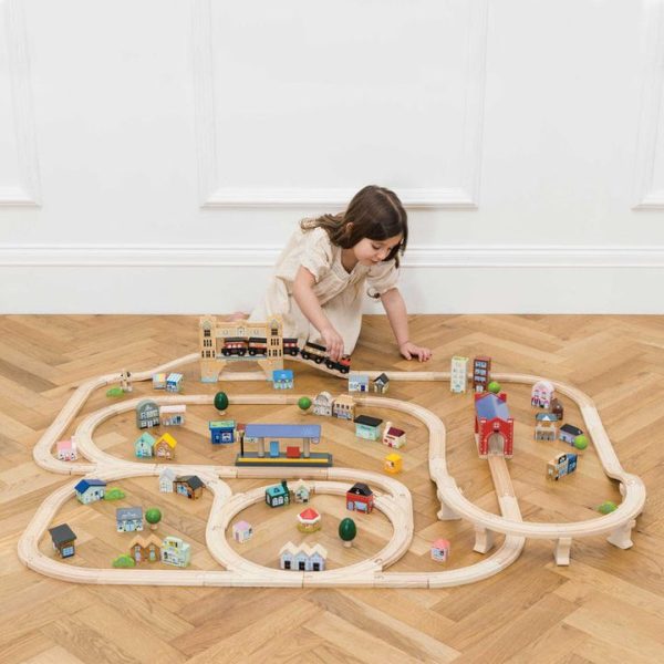 le-toy-van-preschool-london-wood-train-set-120-pieces-31740468199511_720x le-toy-van-preschool-london-wood-train-set-120-pieces-31740468199511_720x
