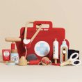 le-toy-van-preschool-vintage-doctor-roleplay-wooden-kit-10-piece-32562524127319_720x-1