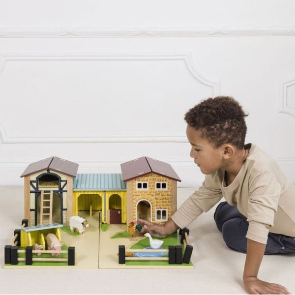 le-toy-van-preschool-wooden-farmyard-stables-31480124932183_720x-1 le-toy-van-preschool-wooden-farmyard-stables-31480124932183_720x-1