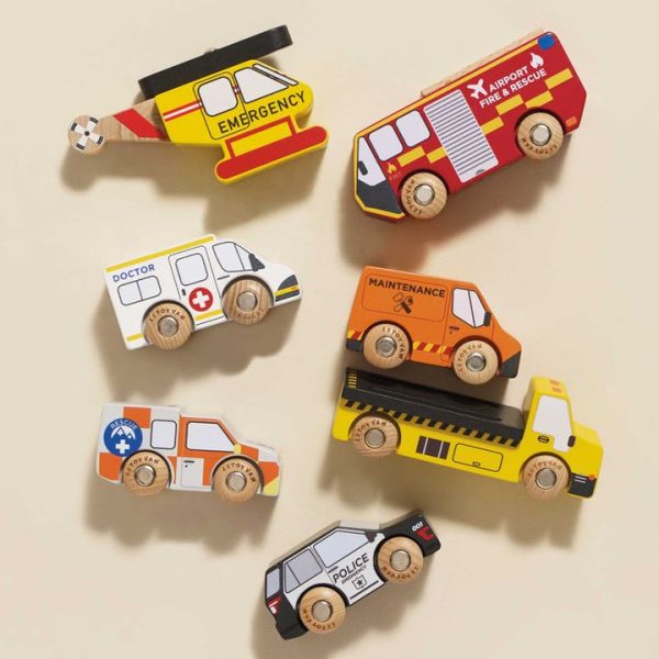 le-toy-van-preschool-wooden-set-of-7-emergency-vehicles-32563049791575_720x-1 le-toy-van-preschool-wooden-set-of-7-emergency-vehicles-32563049791575_720x-1