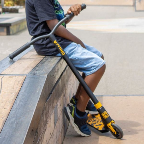 micro-kickboard-outdoor-corey-funk-signature-chilli-scooter-black-yellow-32481363755095_720x micro-kickboard-outdoor-corey-funk-signature-chilli-scooter-black-yellow-32481363755095_720x