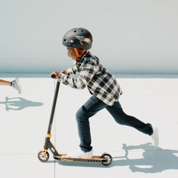 micro-kickboard-outdoor-corey-funk-signature-chilli-scooter-black-yellow-32481363787863_720x-2 micro-kickboard-outdoor-corey-funk-signature-chilli-scooter-black-yellow-32481363787863_720x-2