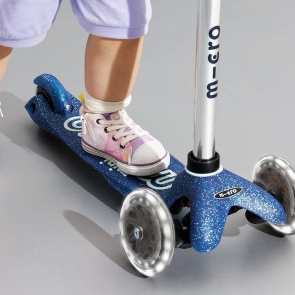 micro-kickboard-outdoor-micro-mini-glitter-led-scooter-navy-32480894517335_720x micro-kickboard-outdoor-micro-mini-glitter-led-scooter-navy-32480894517335_720x
