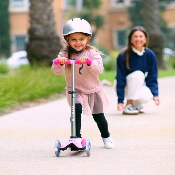 micro-kickboard-outdoor-micro-mini-led-scooter-neon-pink-32480888324183_720x-3 micro-kickboard-outdoor-micro-mini-led-scooter-neon-pink-32480888324183_720x-3