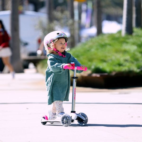 micro-kickboard-outdoor-micro-mini-led-scooter-neon-pink-32480888389719_720x micro-kickboard-outdoor-micro-mini-led-scooter-neon-pink-32480888389719_720x