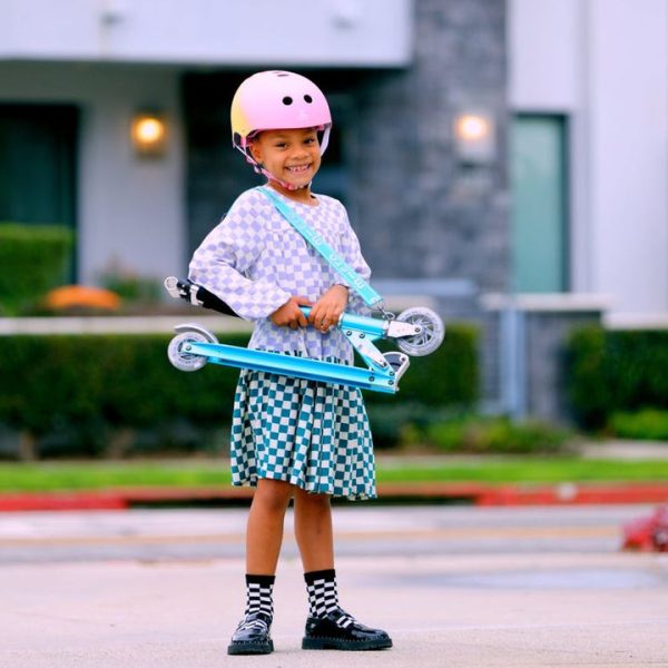 micro-kickboard-outdoor-micro-sprite-led-scooter-ocean-blue-32480901529687_720x-5