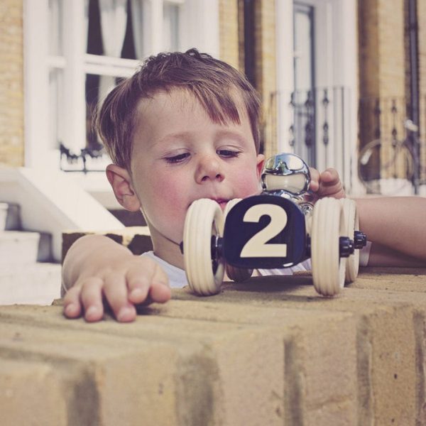 playforever-vehicles-midi-clyde-car-toy-midnight-blue-30261433139287_720x-3 playforever-vehicles-midi-clyde-car-toy-midnight-blue-30261433139287_720x-3