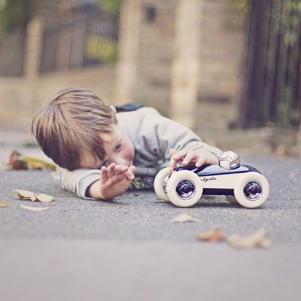 playforever-vehicles-midi-clyde-car-toy-midnight-blue-30261434089559_720x playforever-vehicles-midi-clyde-car-toy-midnight-blue-30261434089559_720x