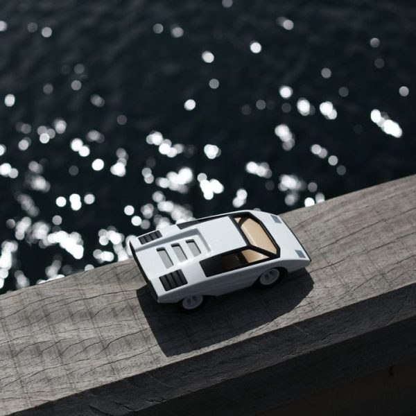 playforever-vehicles-ufo-colomba-car-white-31232045383767_720x-1 playforever-vehicles-ufo-colomba-car-white-31232045383767_720x-1