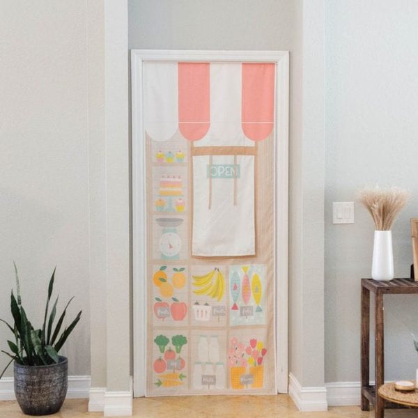 swingly-preschool-farmer-s-market-bakery-doorway-storefront-32302808203351_720x-1 swingly-preschool-farmer-s-market-bakery-doorway-storefront-32302808203351_720x-1