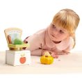 tender-leaf-toys-preschool-market-scales-30331634974807_720x-1
