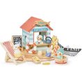 tender-leaf-toys-preschool-wooden-sandy-s-beach-hut-31424208076887_720x-1